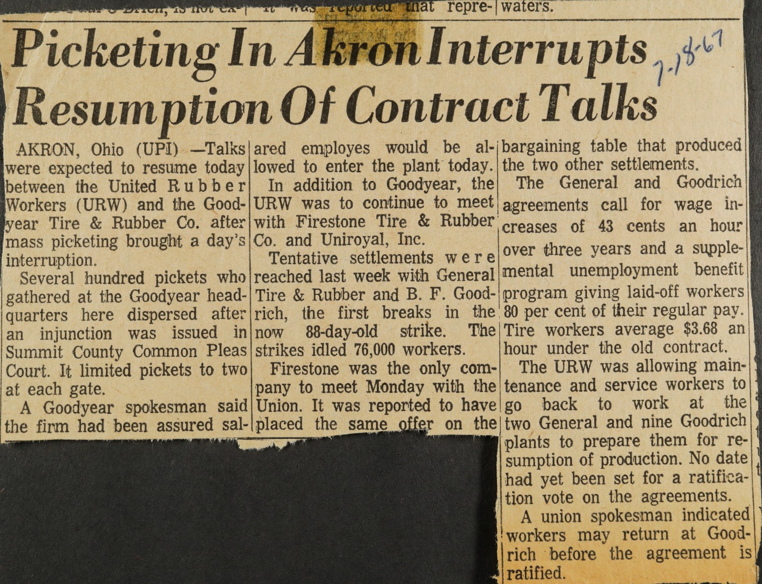 Picketing In Akron Interrupts Resumption Of Contract Talks