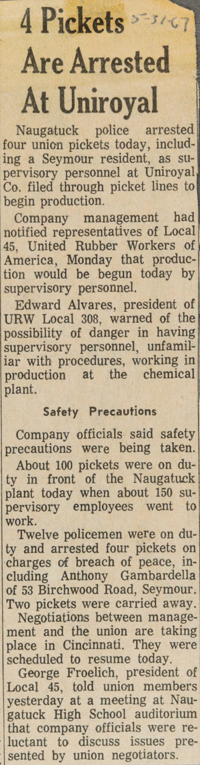 4 Pickets Are Arrested At Uniroyal